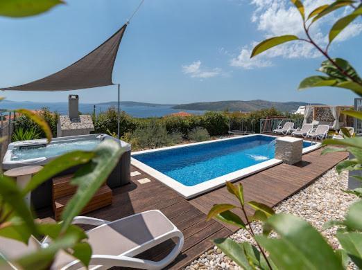 Villa Hedonist Seget Vranjica Εξωτερικό φωτογραφία