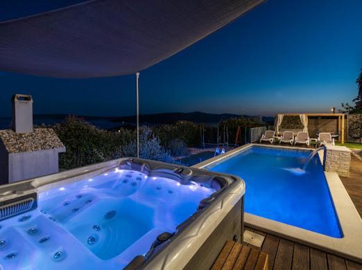 Villa Hedonist Seget Vranjica Εξωτερικό φωτογραφία